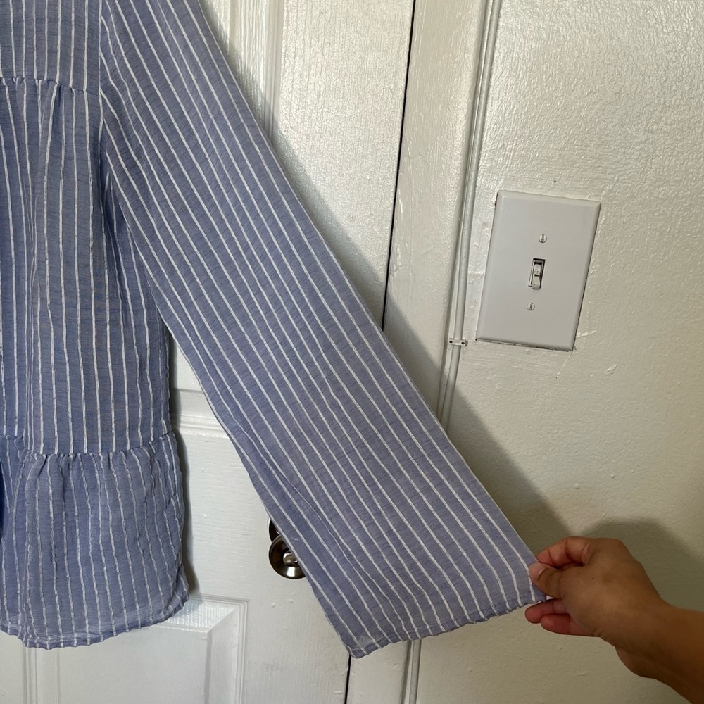 SUSAN BETRO Blue and White Striped Peplum Top | size Medium - Picture 3 of 9